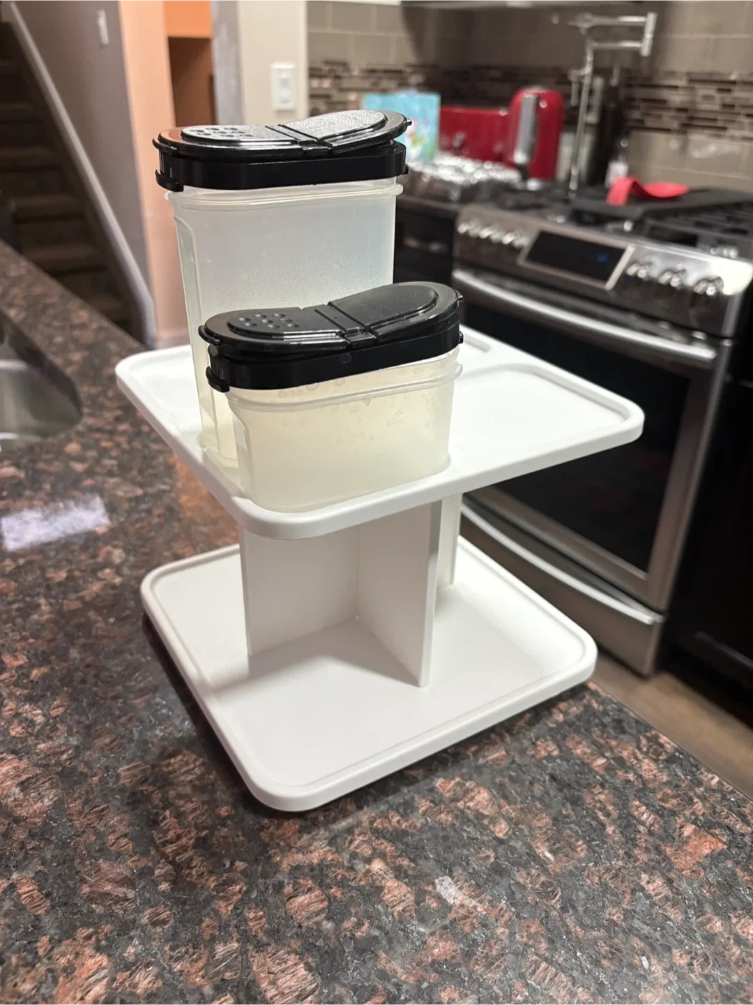 Spice Shaker Containers image indicator(4)