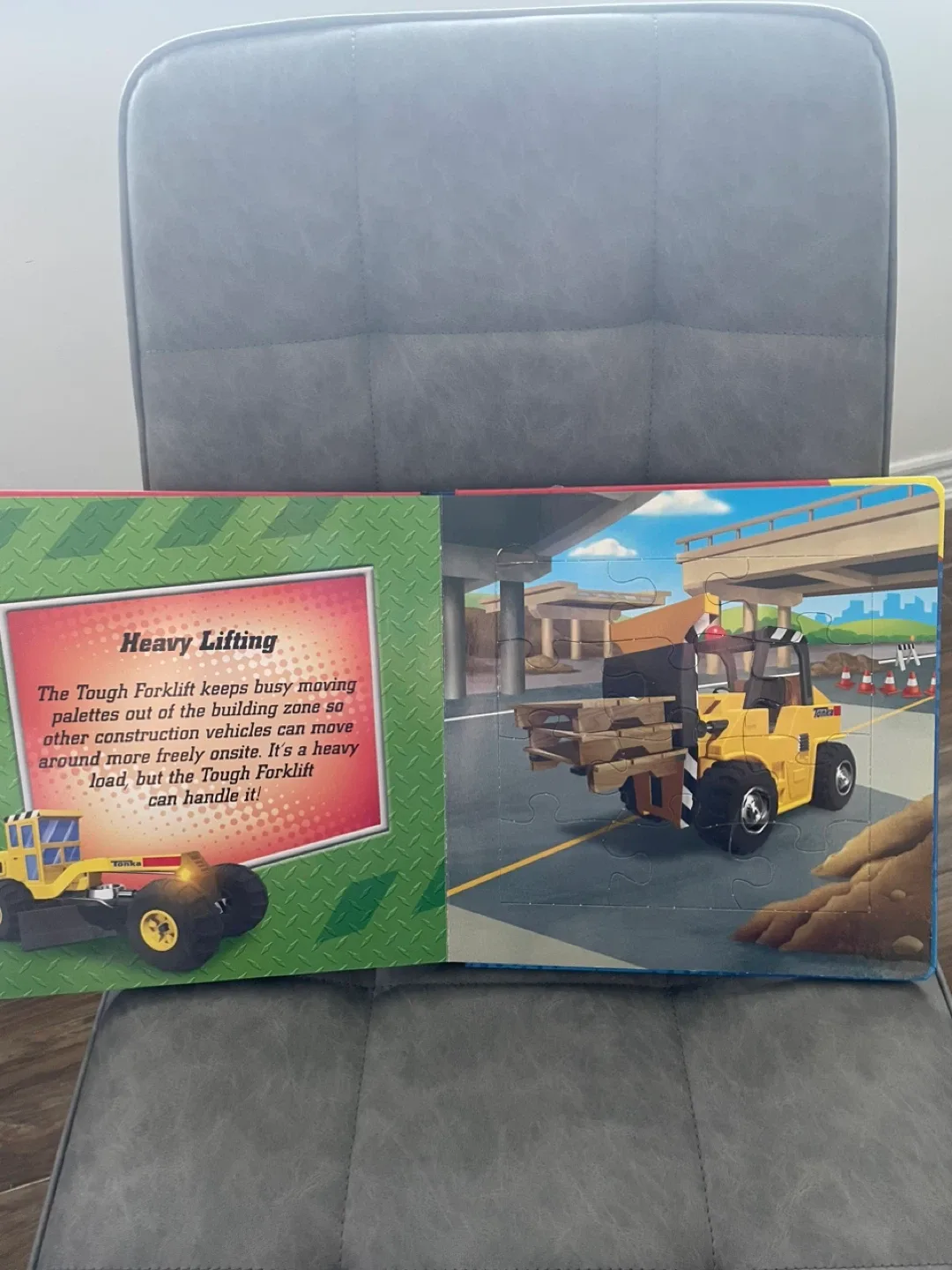 Tonka Trucks My First Puzzle Book image indicator(5)