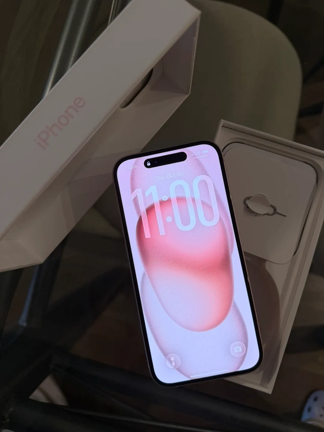 iPhone 15 (Pink) 256GB - Excellent Condition image indicator(2)