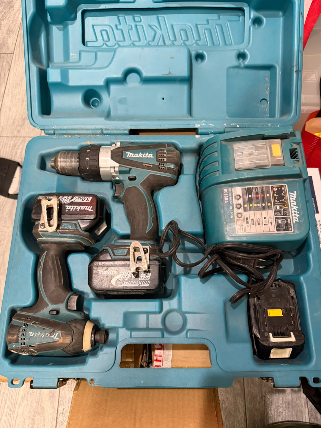 Makita Drill and Impact Driver Combo Kit