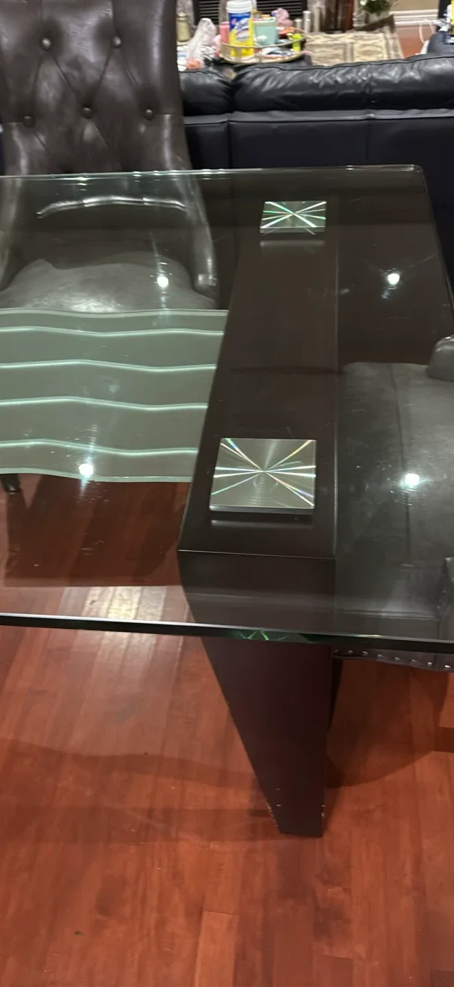 Glass Top Dining Table image indicator(2)