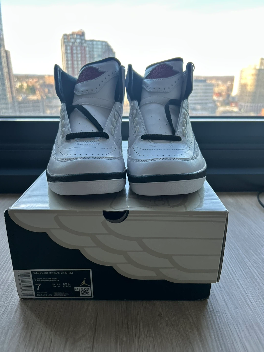 Air Jordan 2 Retro White/Varsity Red