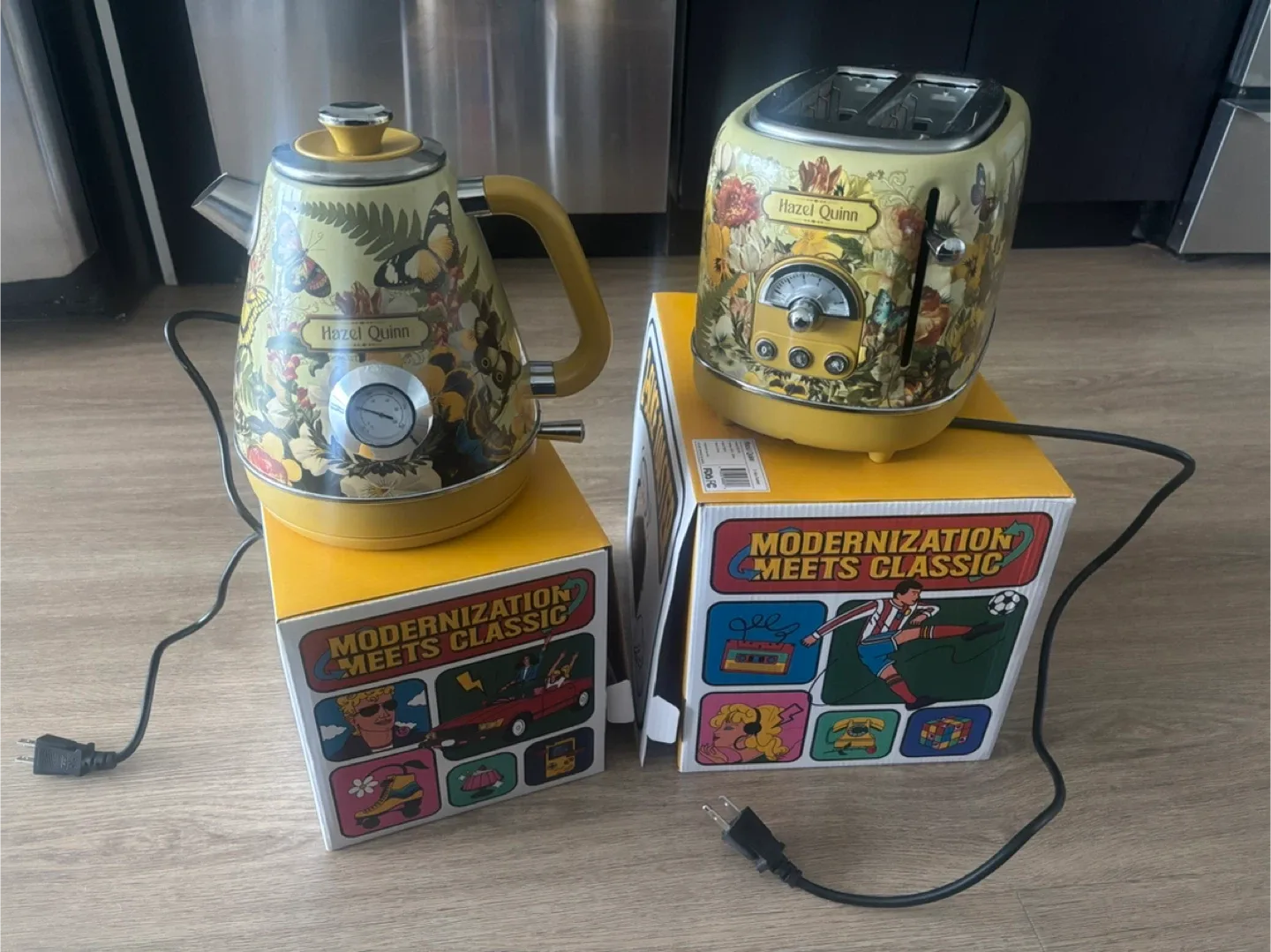 Hazel Quinn Kettle & Toaster Set image indicator(2)