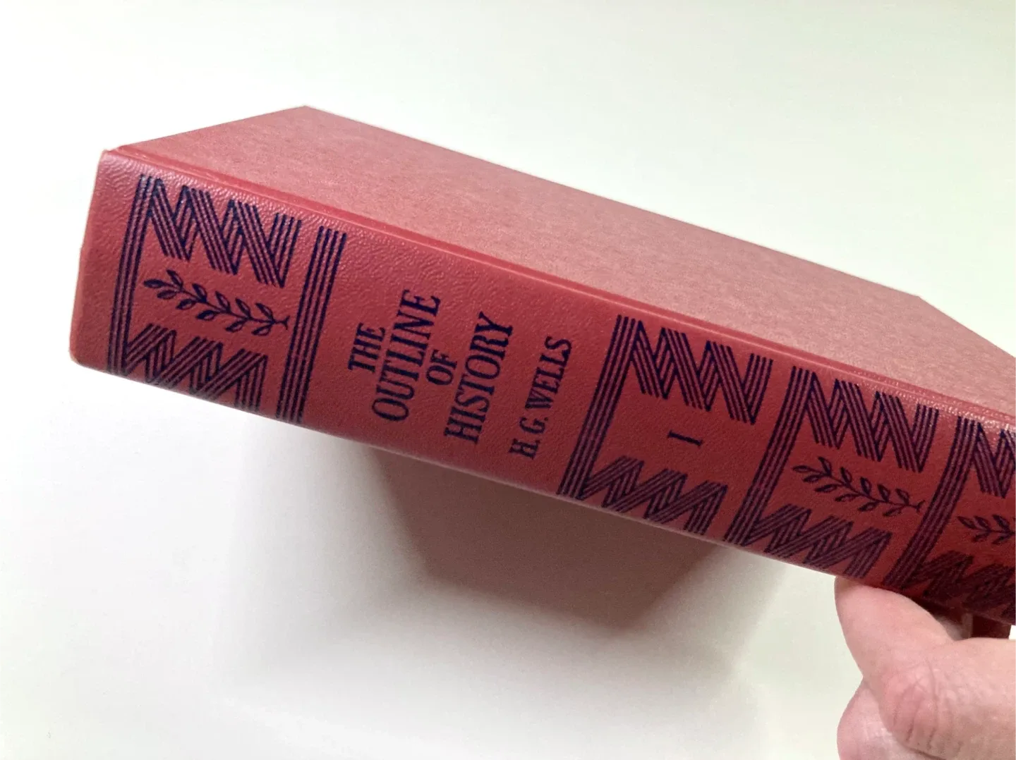 Vintage copy: The Outline of History Vol. I by H.G. Wells image indicator(2)