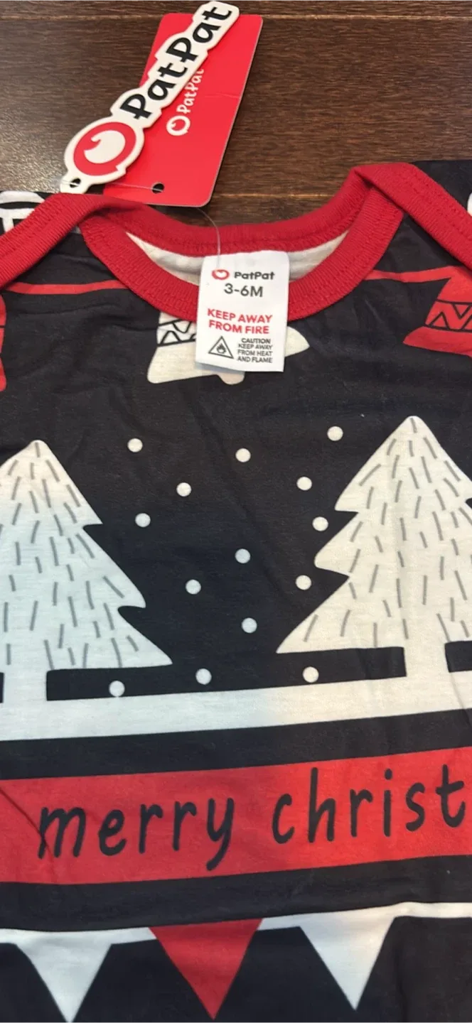 Christmas Romper - 3-6 Months image indicator(2)