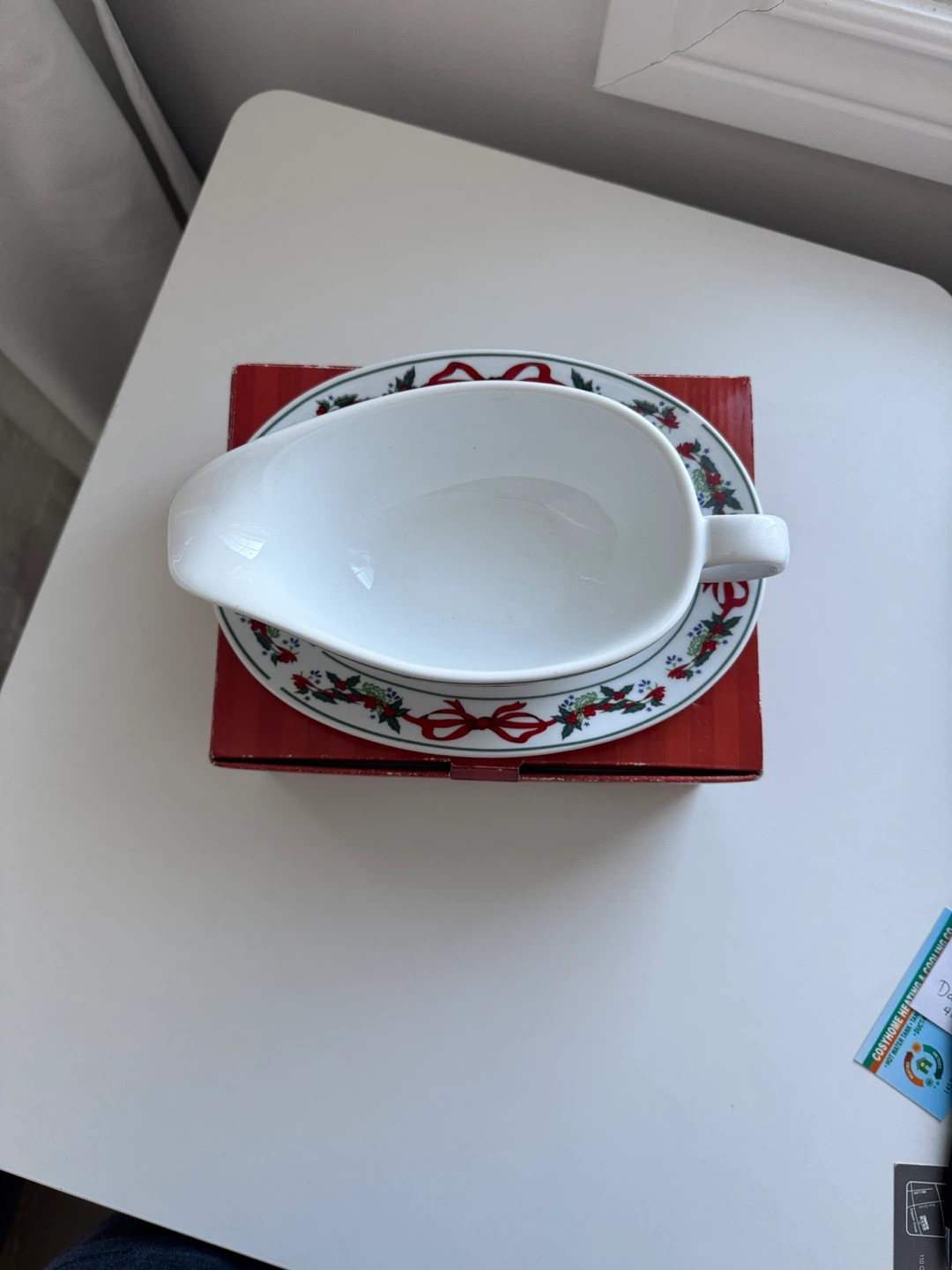 Spirit of Christmas Gravy Boat and Tray Set - photo 3