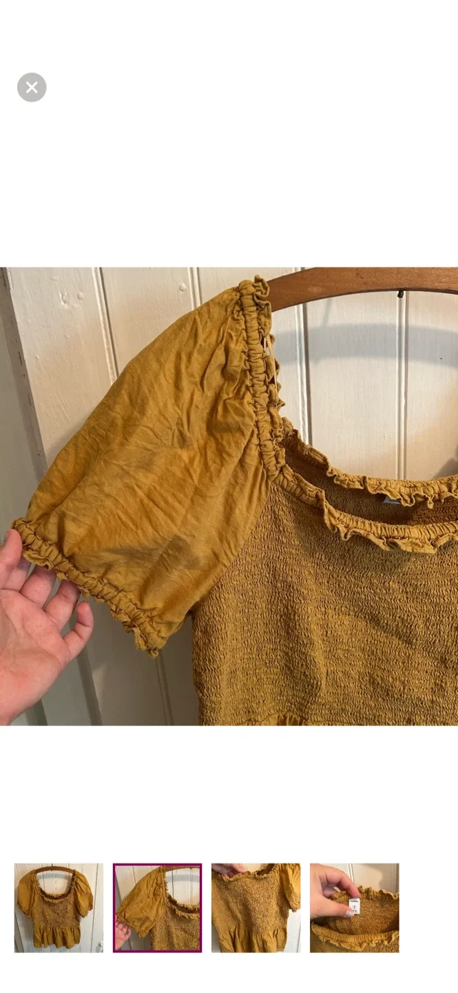 Old Navy Smocked Top - Size L image indicator(2)
