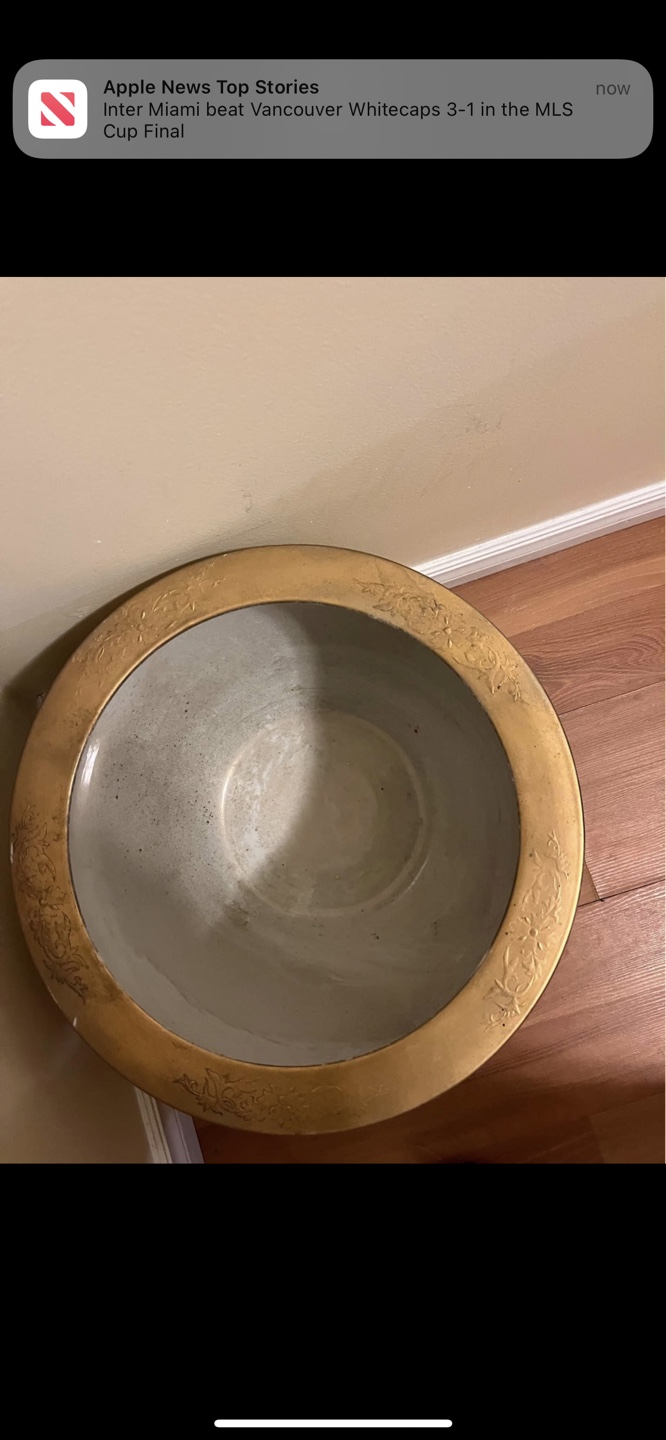 Gold Trimmed Planter ceramic - photo 3
