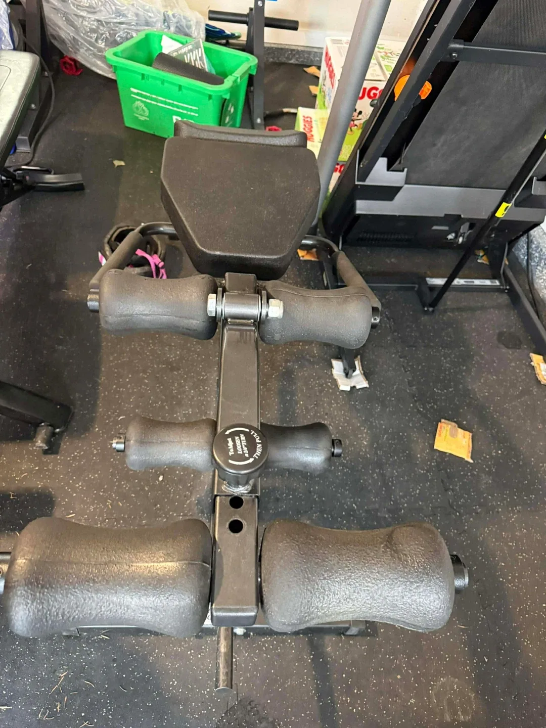 Work bench and leg curl extension image indicator(3)