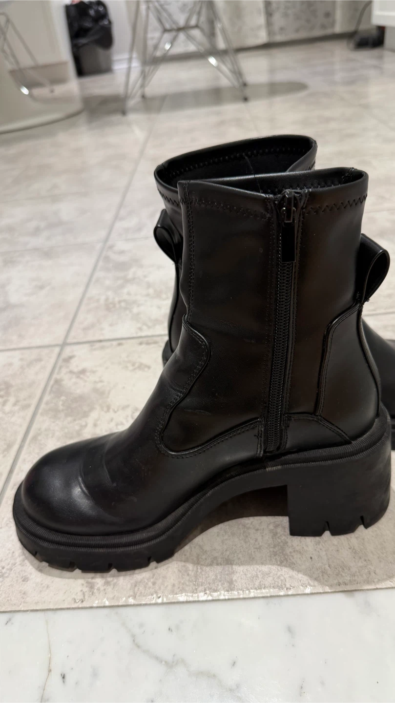 Black Platform Ankle Boots, Size 7 - photo 3