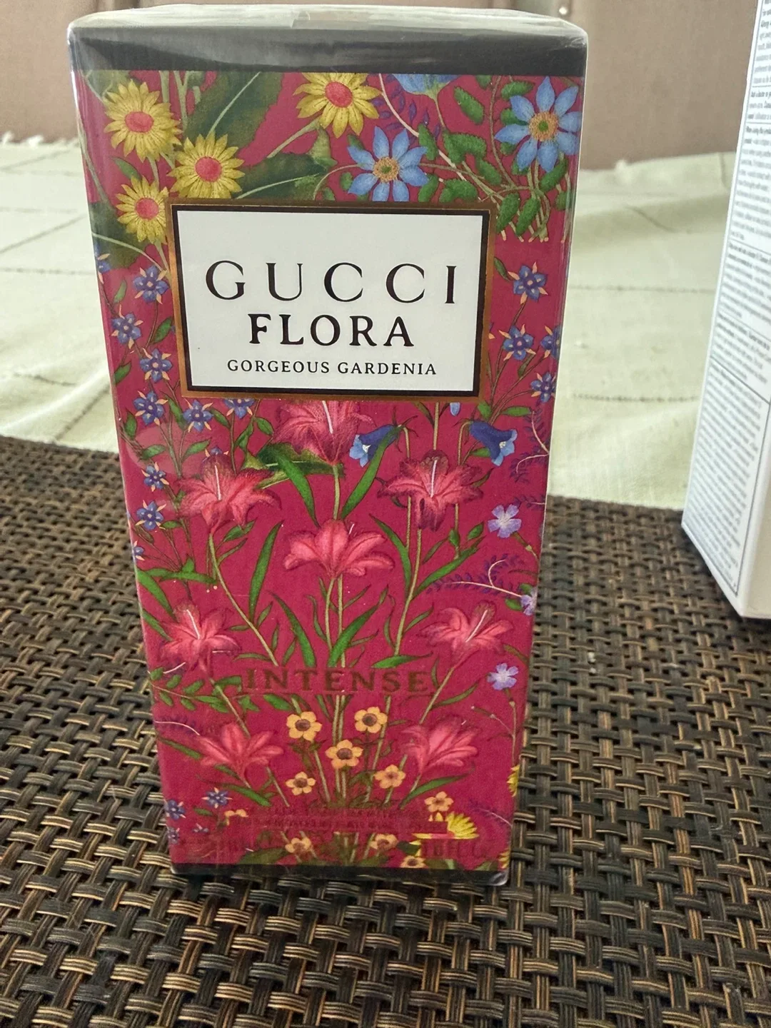 New Gucci Flora Gorgeous Gardenia Intense