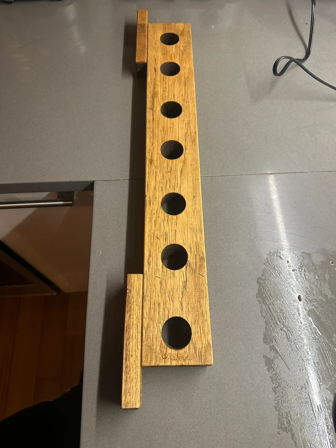 JK ADAMS SOLID OAK WINE RACK VERTICAL  WALL MOUNT