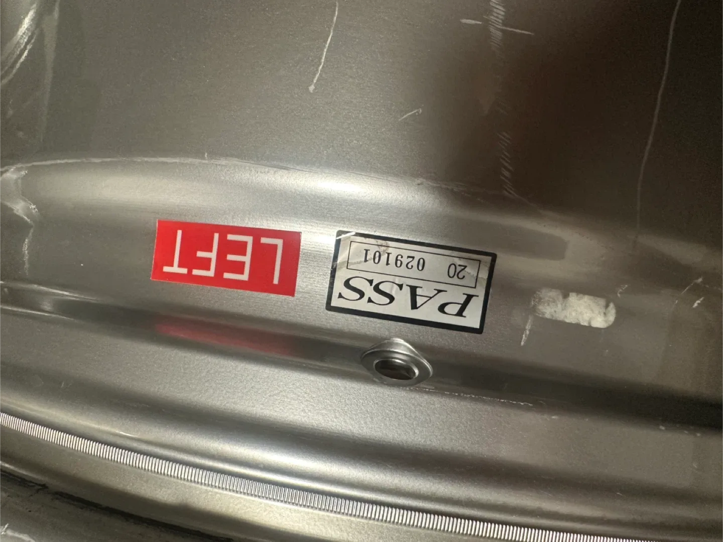 VOSSEN HYDROFORGED Silver Wheels - 20 image indicator(9)