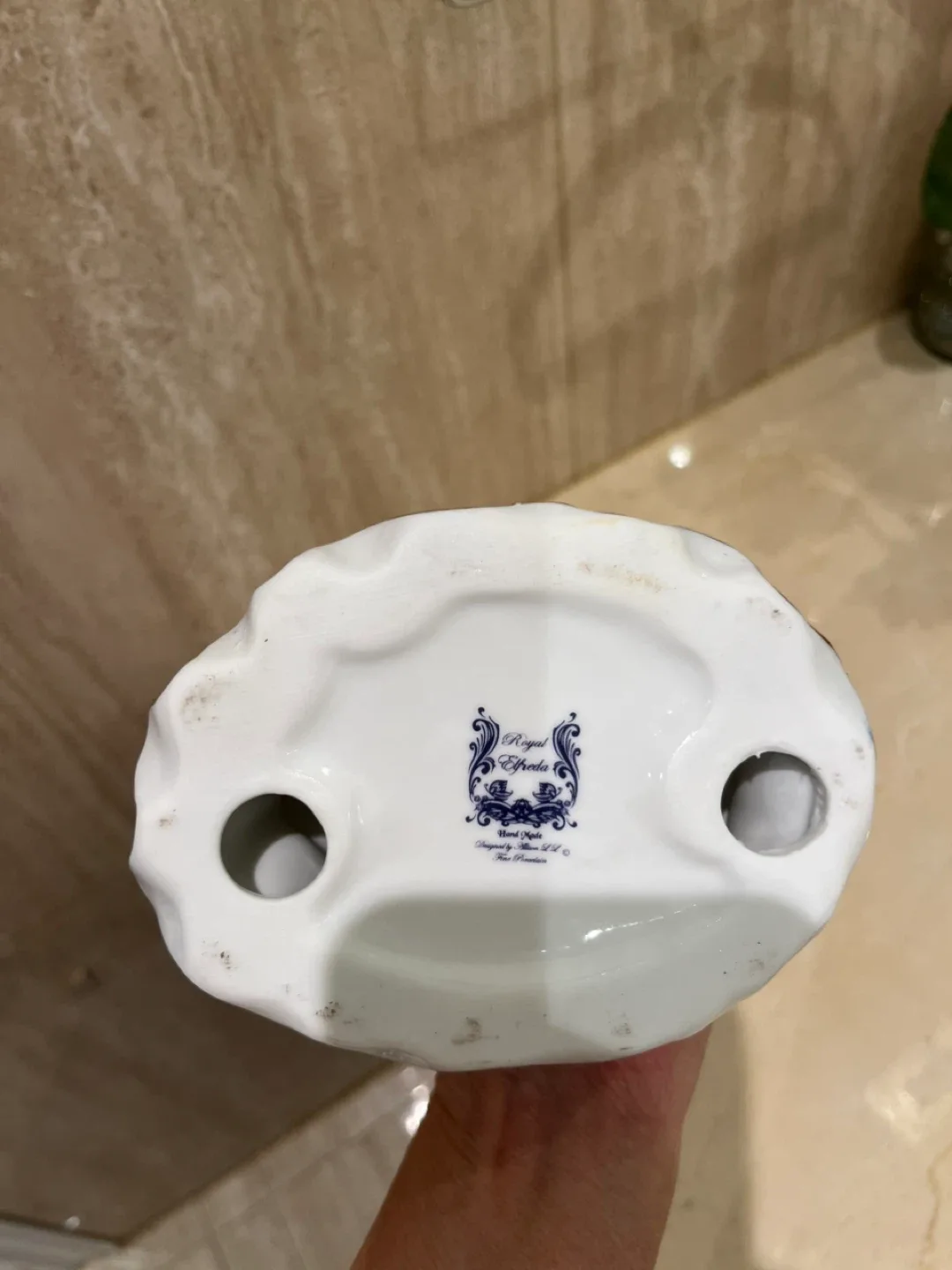 Hand Made Porcelain Figurine image indicator(4)