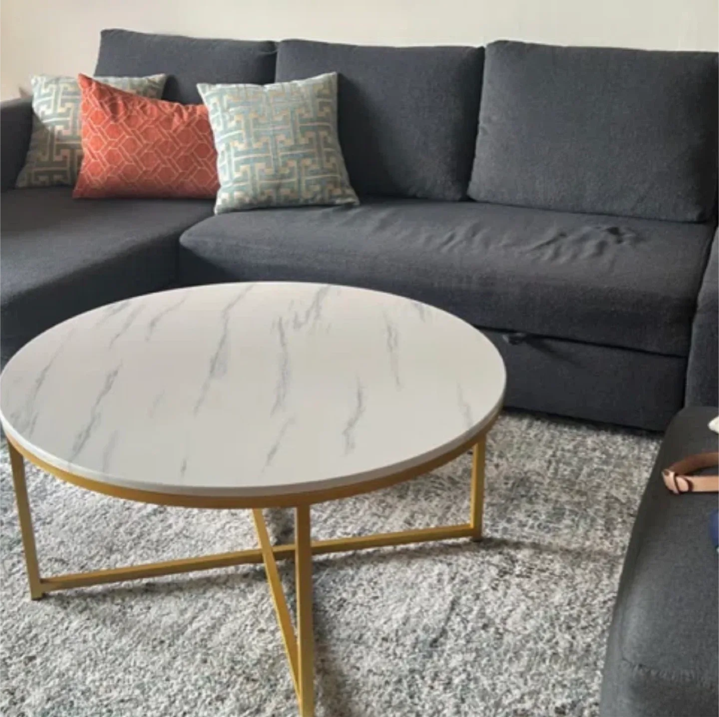 Modern L-Shape Sectional Sofa – Excellent Condition! image indicator(2)