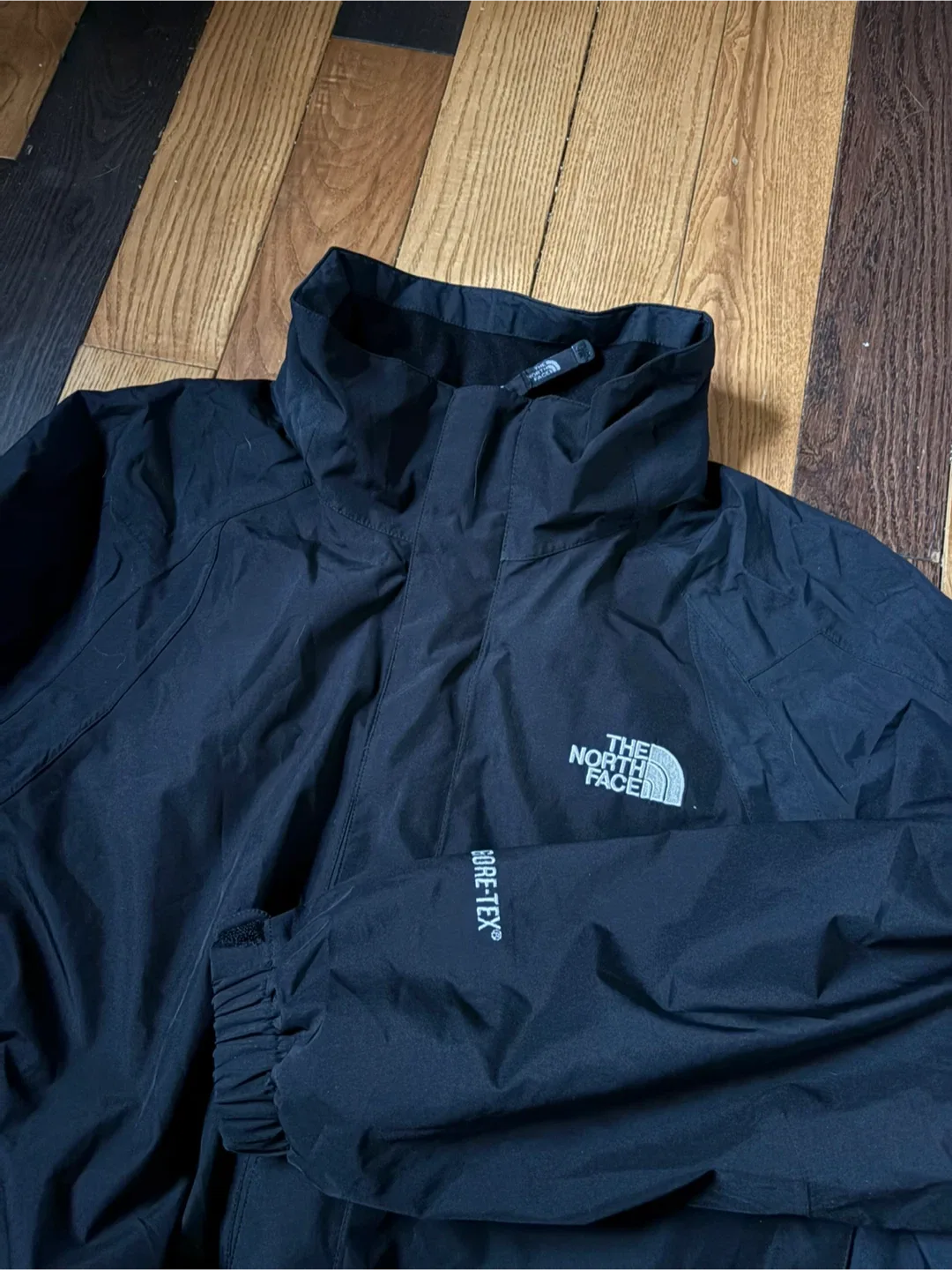 The North Face TNF Gore-Tex jacket XL mec acg