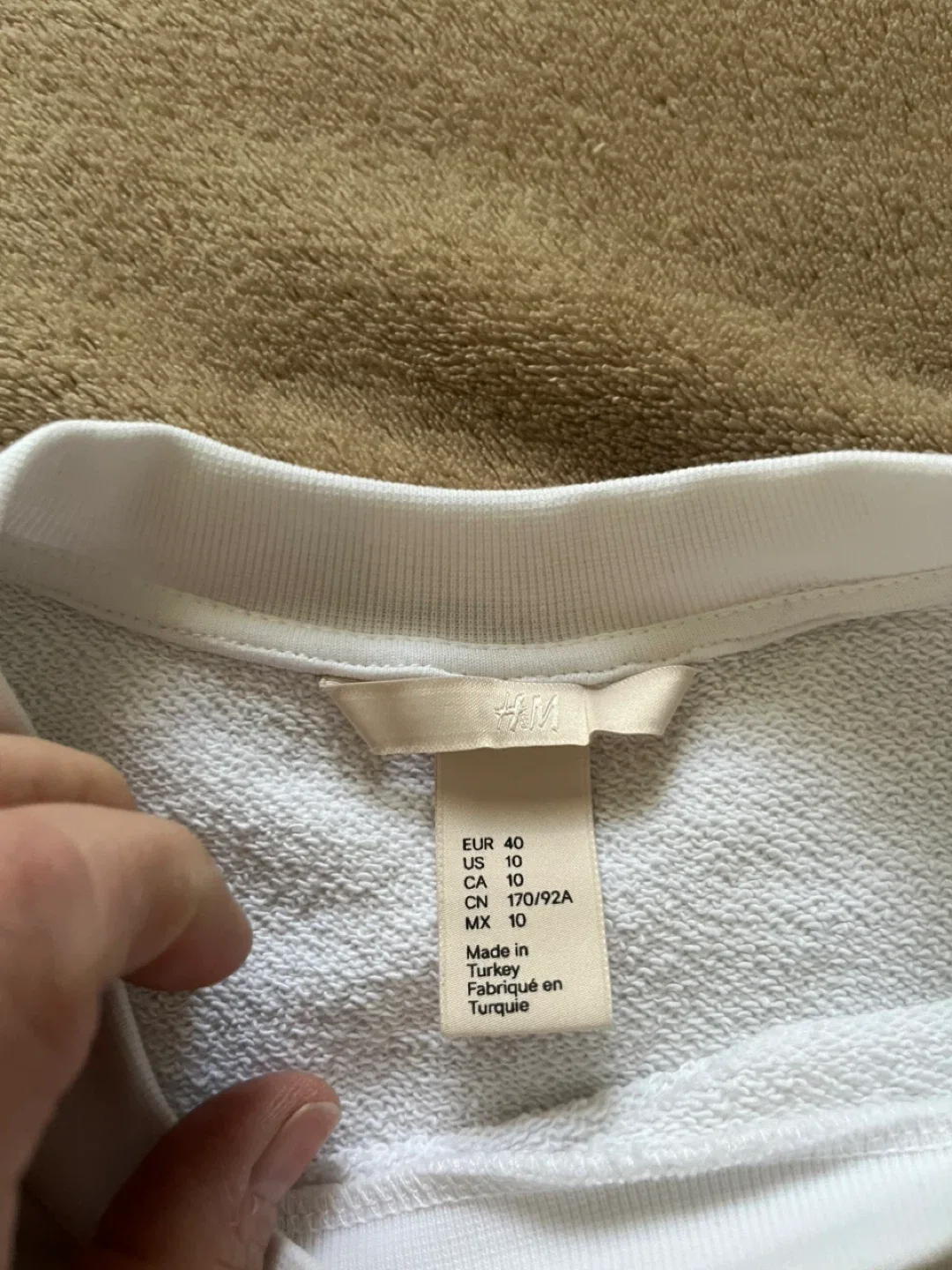 H&M Floral Embroidered Sweatshirt - Size M image indicator(3)