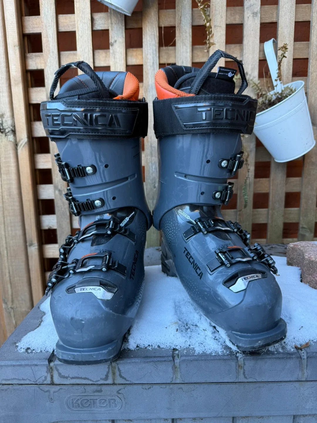 Tecnica Mach1 MV 27.5 Ski Boots image indicator(2)