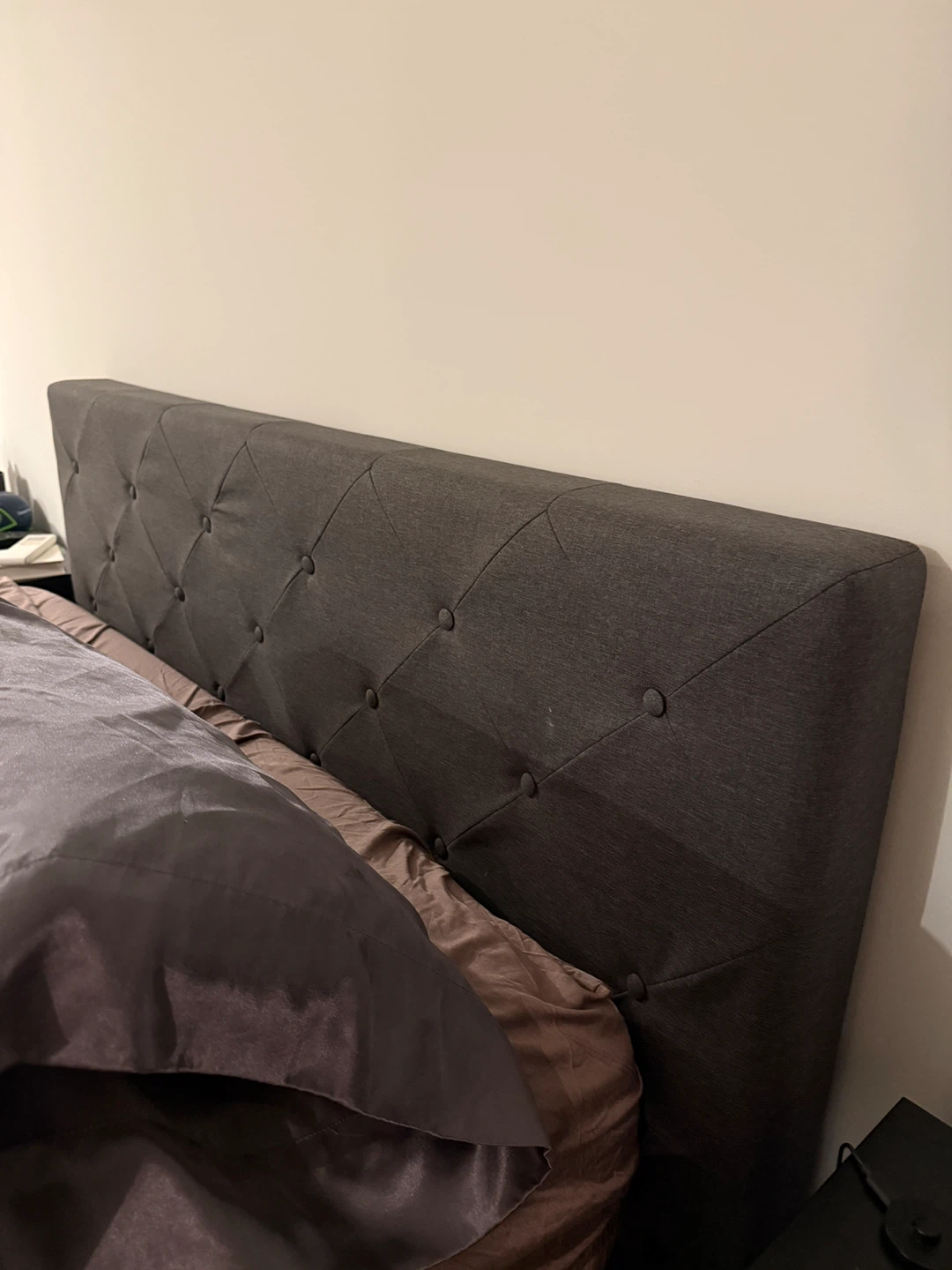 Gray Tufted Upholstered Queen Bed Frame