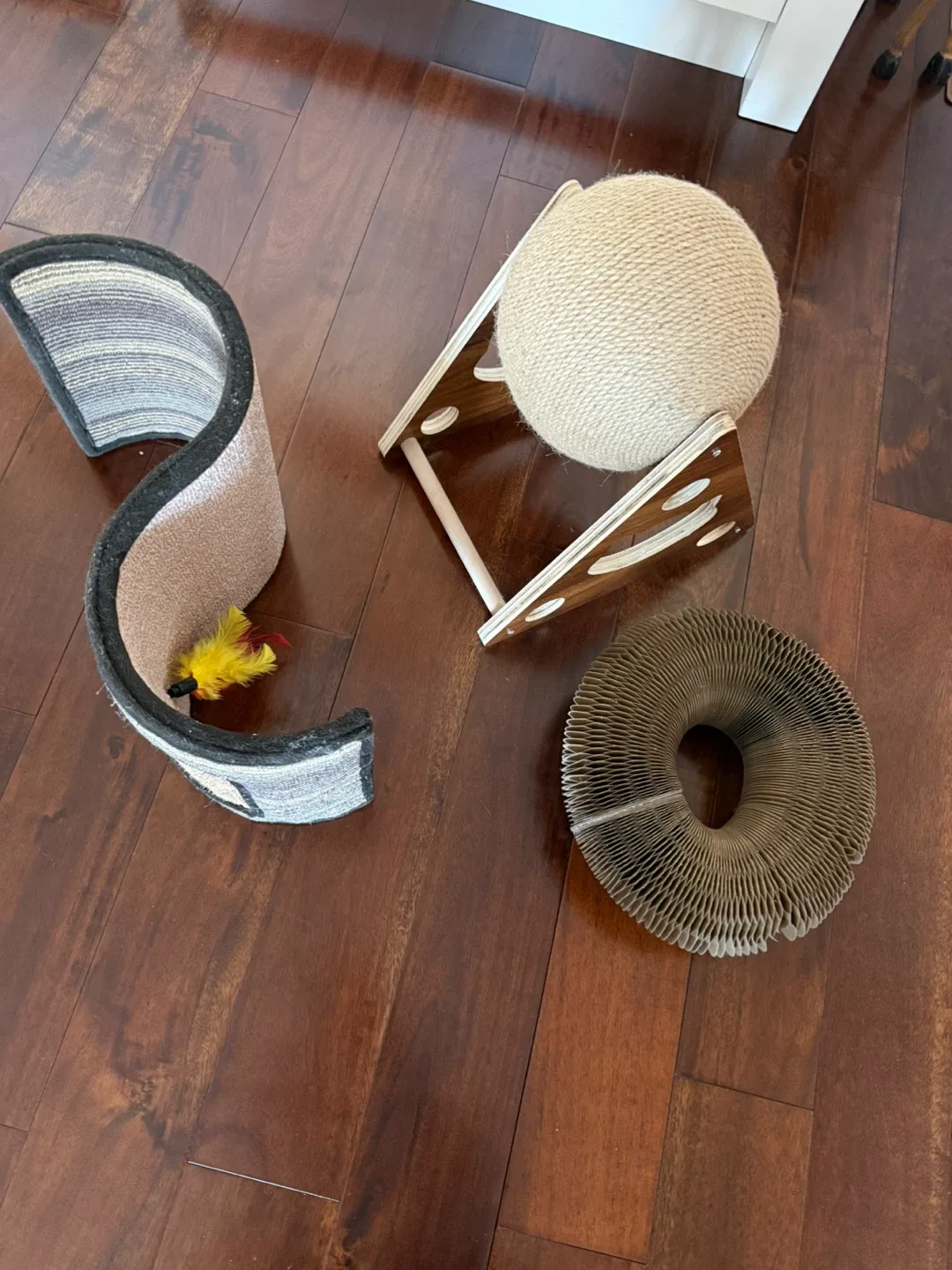 Cat Scratching Post & Pad Set image indicator(3)