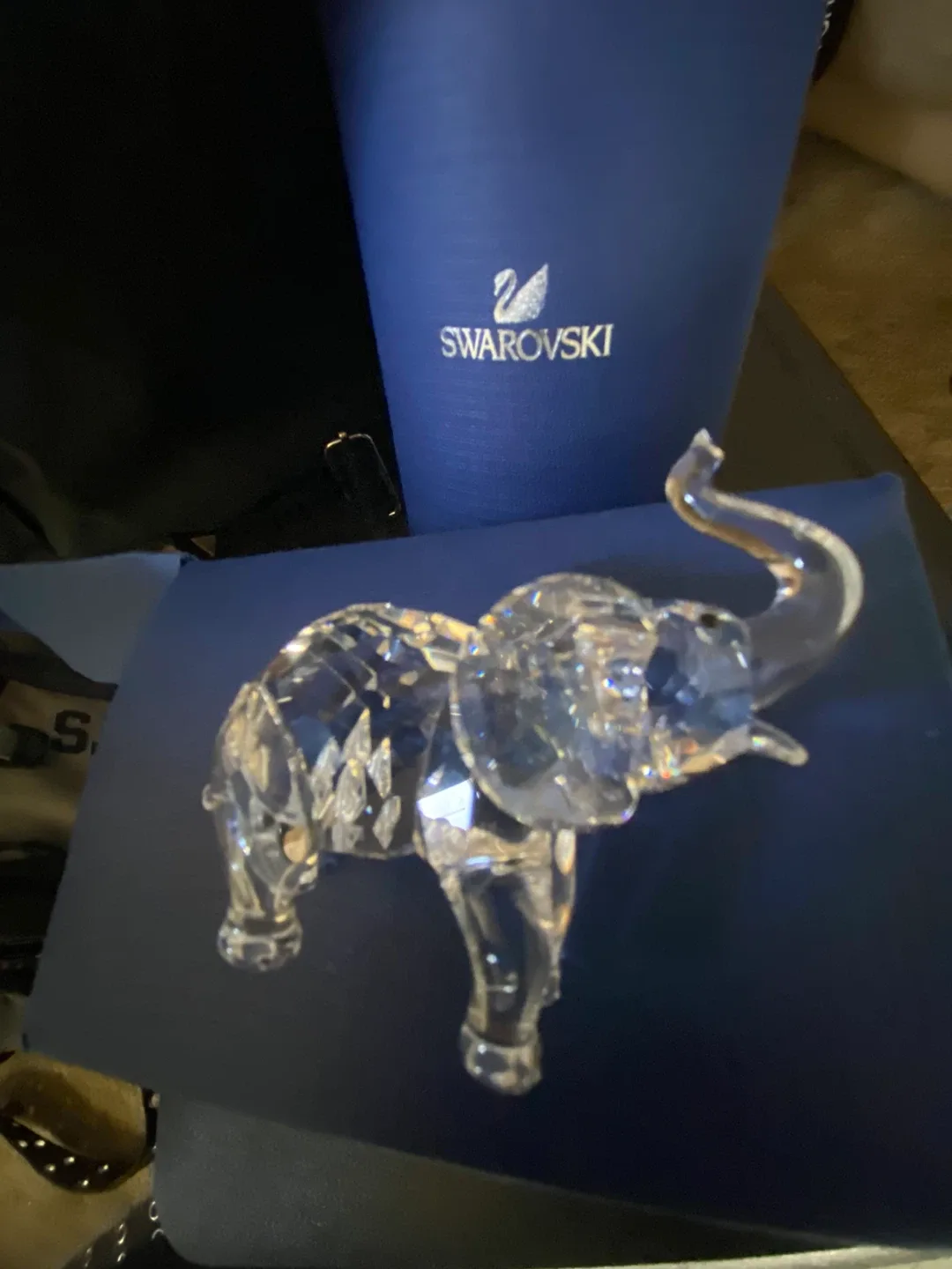 Swarovski Crystal Elephant Figurine with Box image indicator(3)