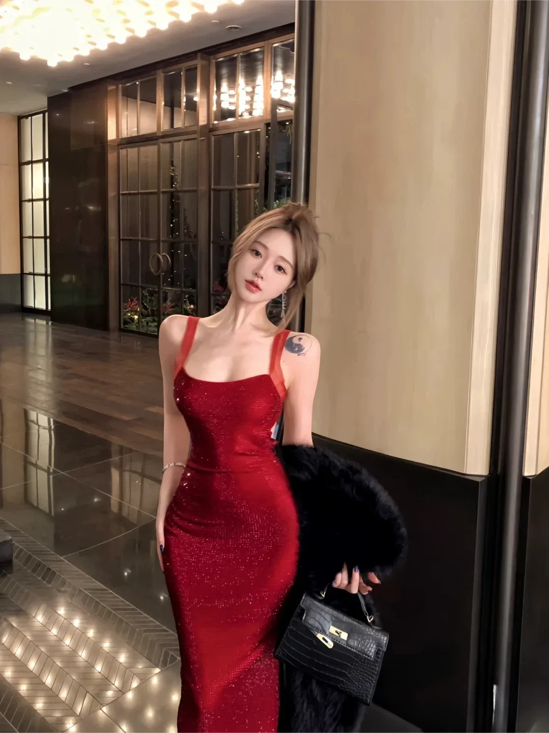 Christmas Shinny Red Dress image indicator(2)