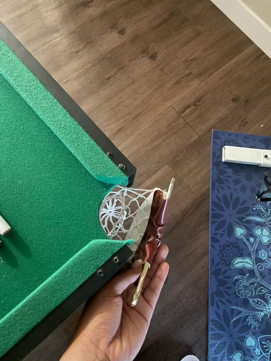 Pool Table Set with Cues and Balls image indicator(2)