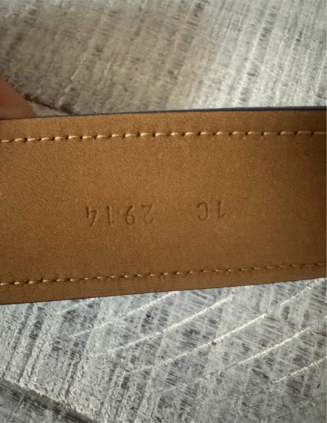 Ladies leather PRADA belt image indicator(3)