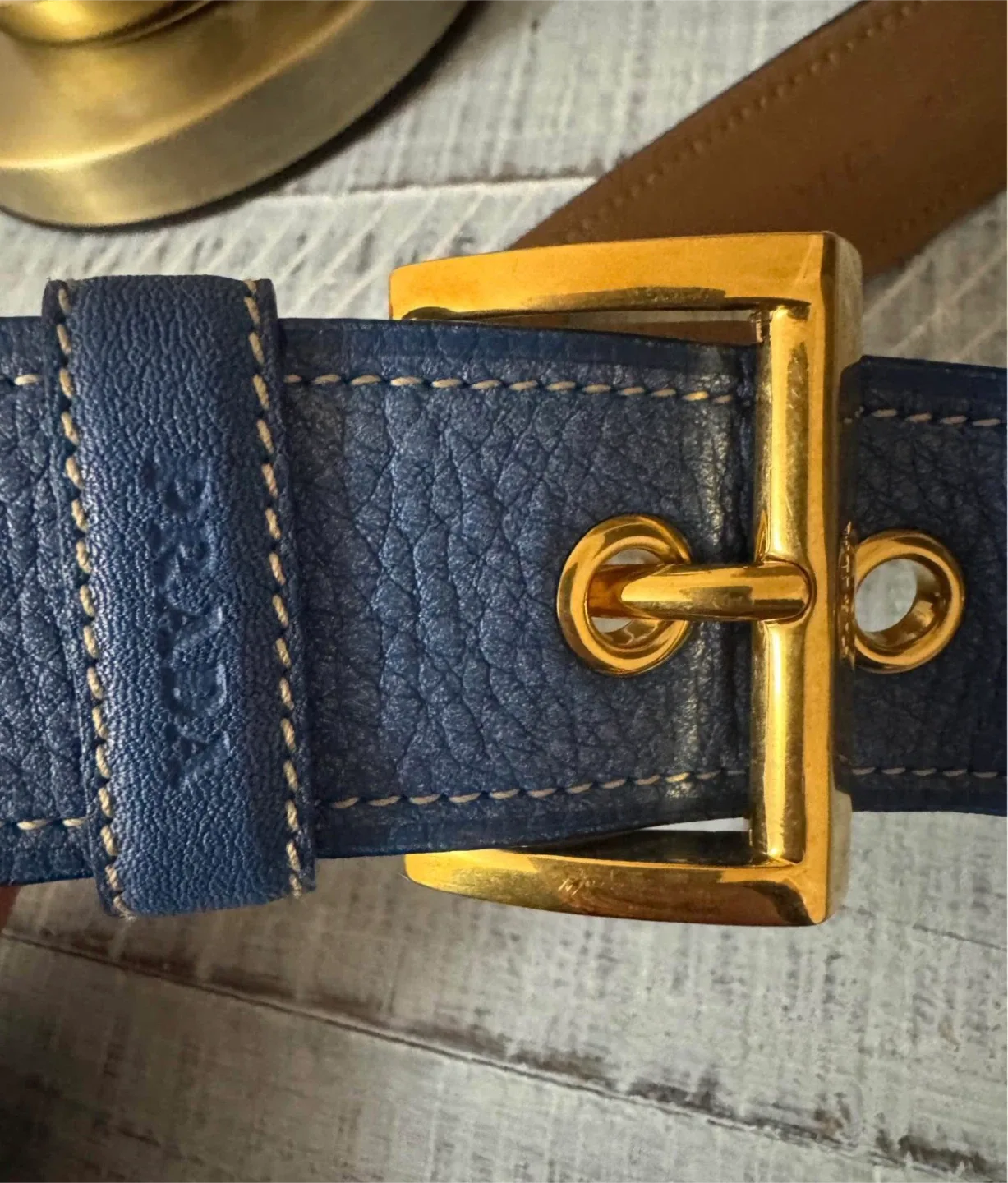 Ladies leather PRADA belt image indicator(2)