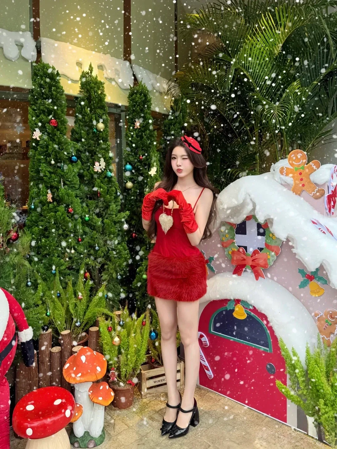 Red Fur Dress image indicator(6)