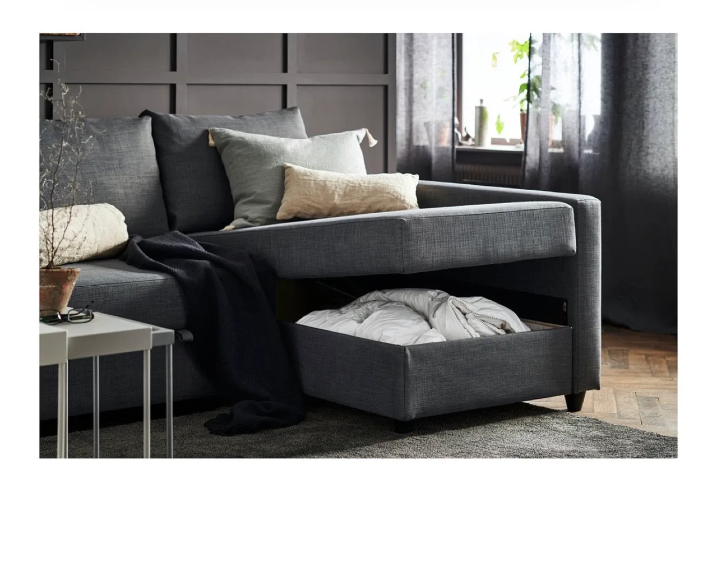 Modern L-Shape Sectional Sofa – Excellent Condition! image indicator(5)