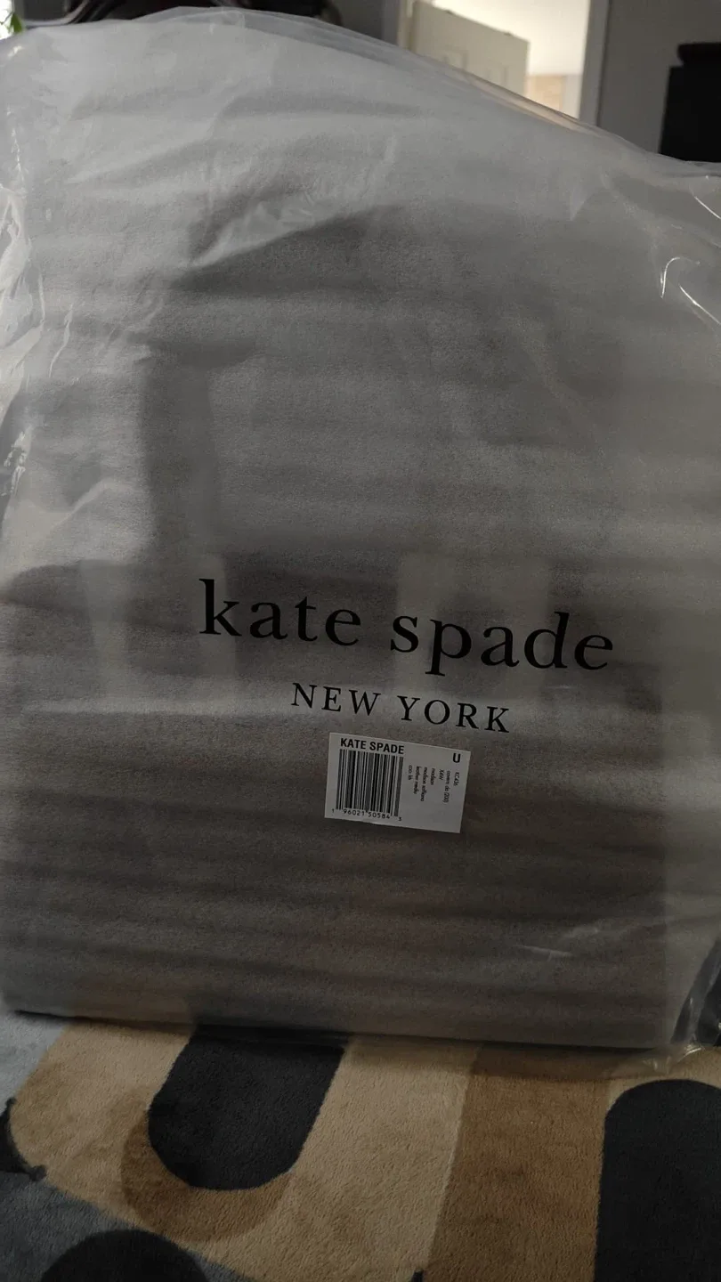 New Kate Spade Satchel - Brown image indicator(3)