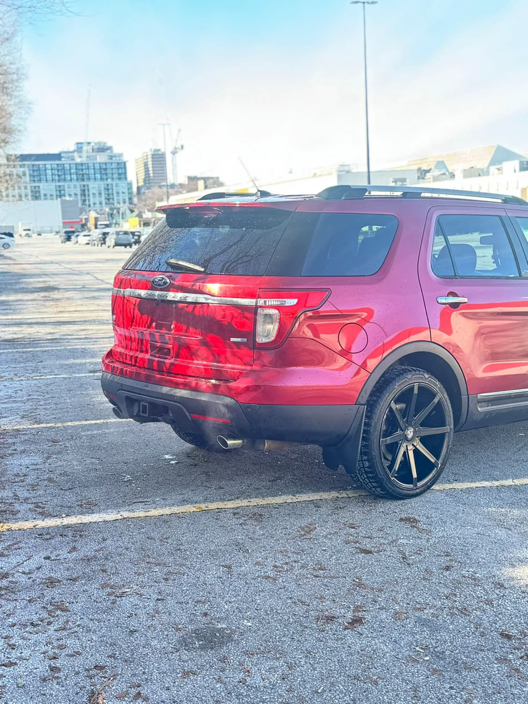 2014 Ford Explorer XLT Fully Loaded SUV 7 Seater - photo 4