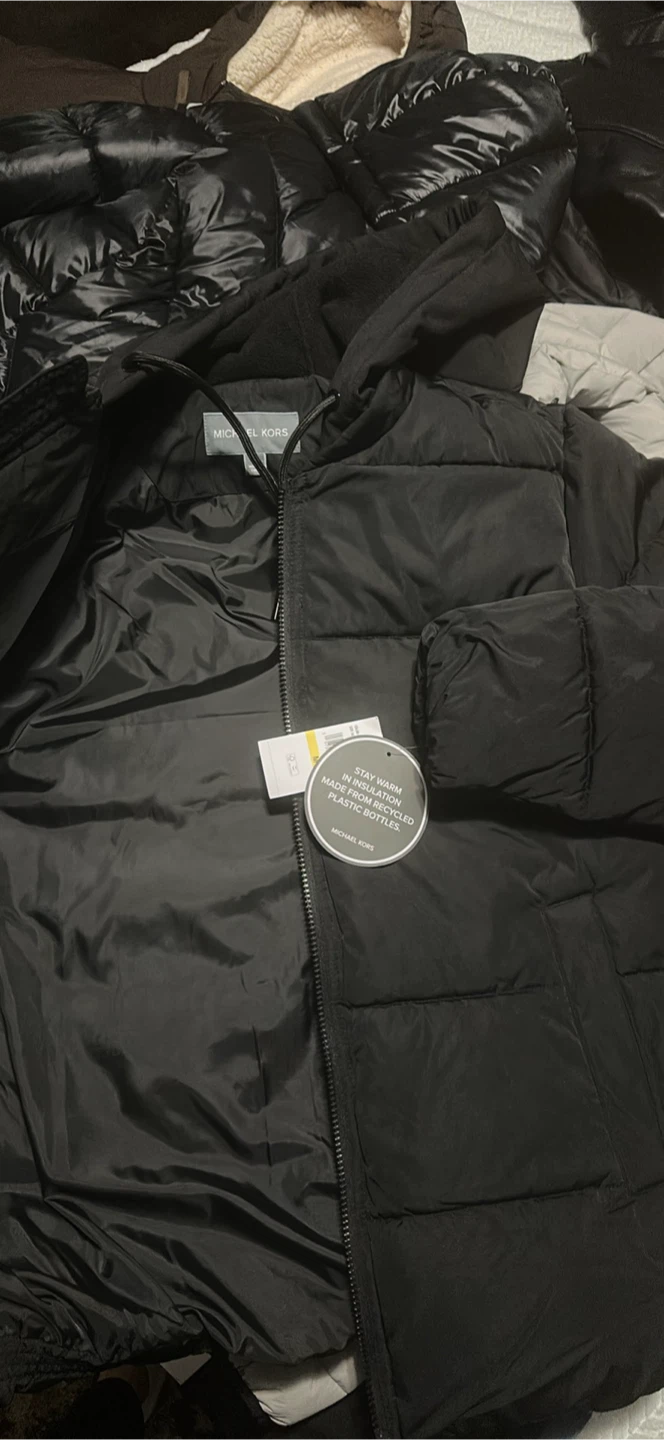 Michael Kors Black Puffer Jacket - Size M - photo 3