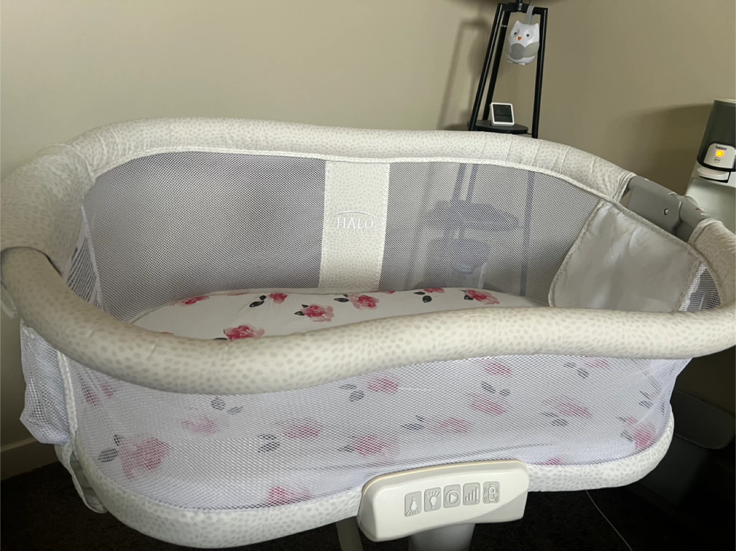 Halo BassiNest 360 Swivel Sleeper