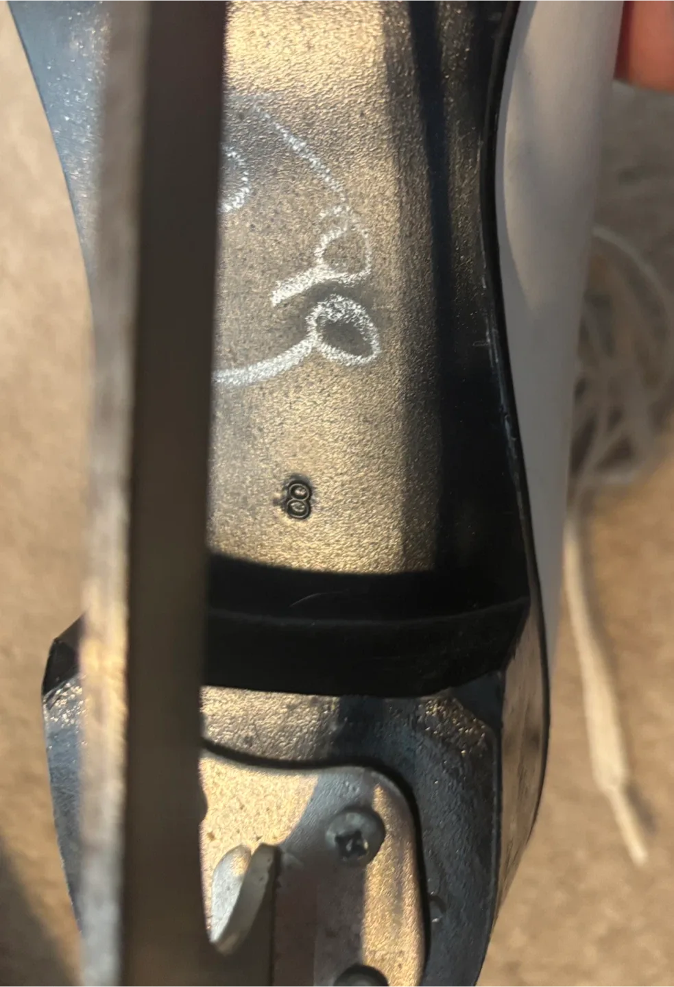 Dominion Canada White Figure Skates - Size 8 image indicator(7)