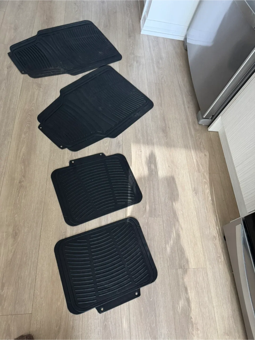 Black Rubber Car Floor Mats - Set of 4