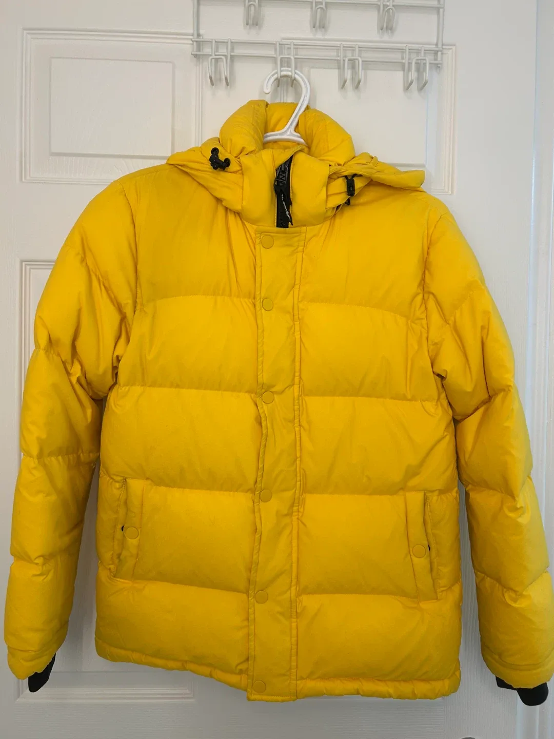 Aritzia TNA Super Puffer Jacket
