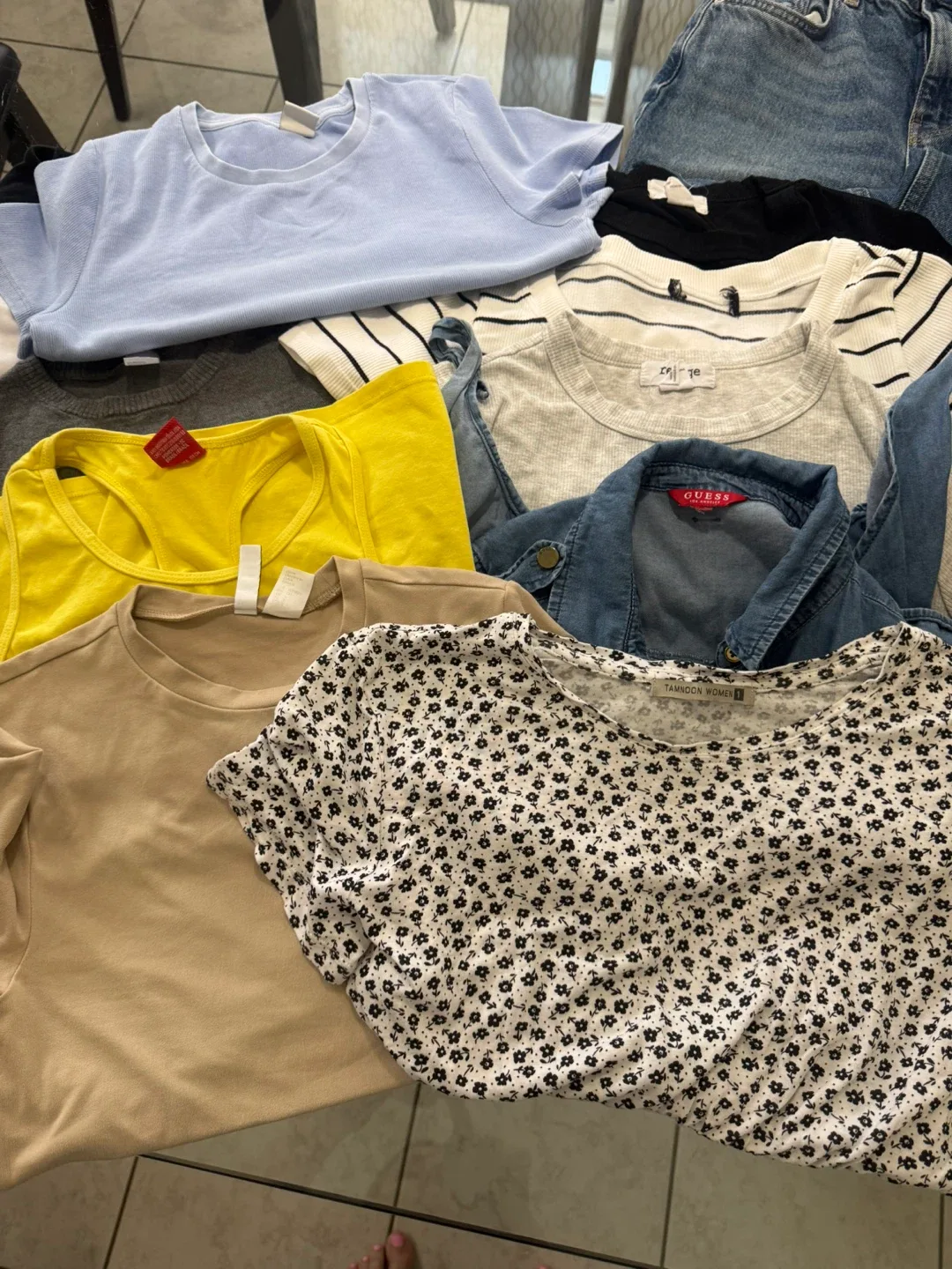 Tops 10 in total like new size small teens only $20