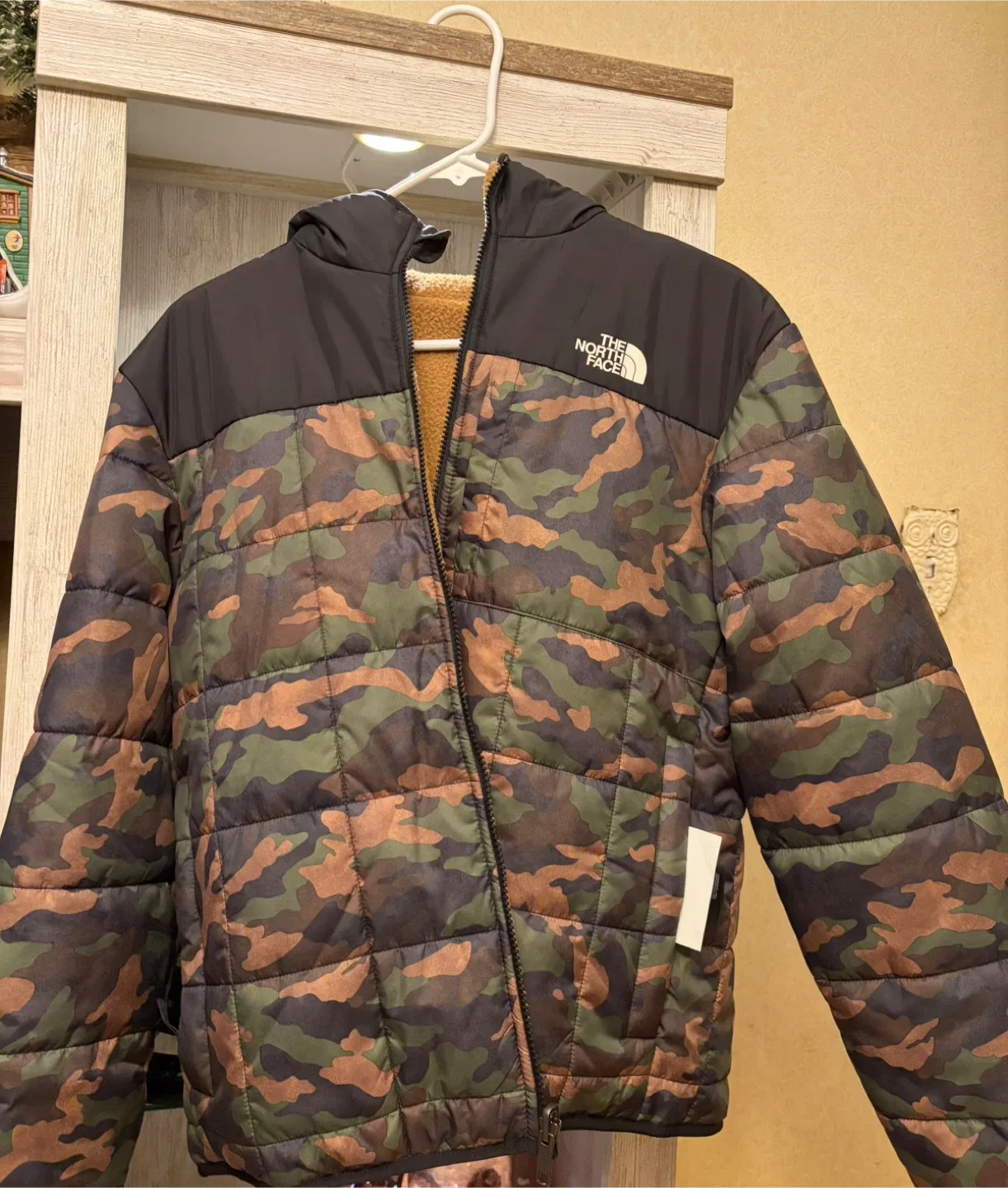 The North Face Boys' Camo Puffer Jacket XL