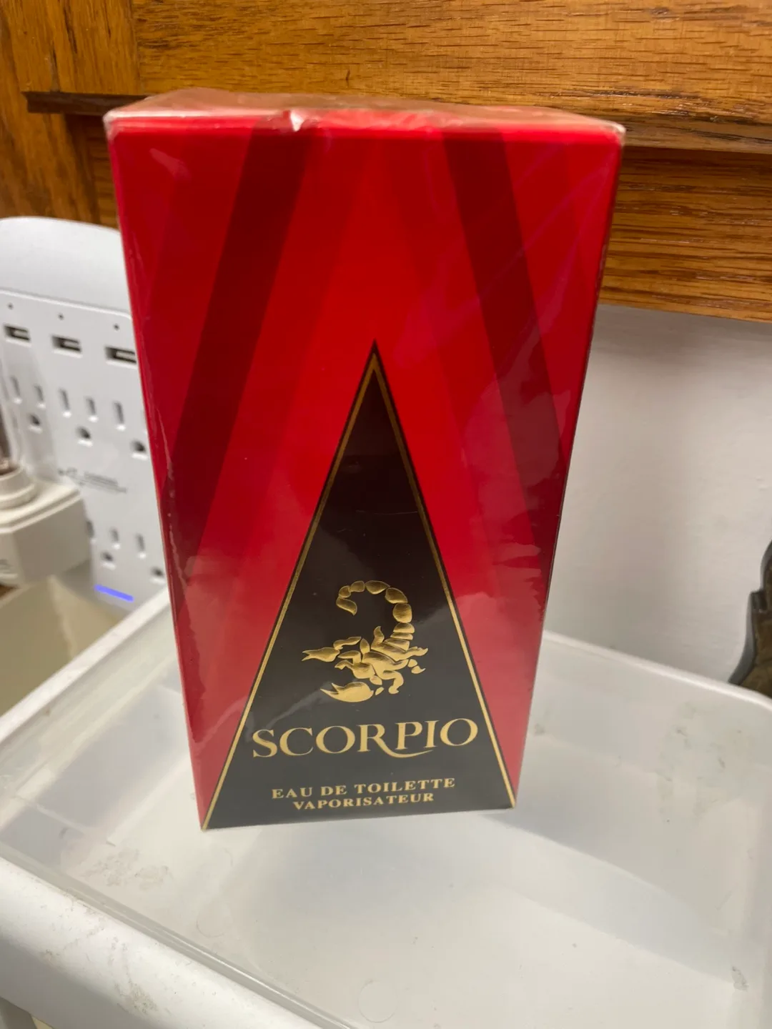 Scorpio Eau de Toilette Vaporisateur - Men's Cologne image indicator(4)