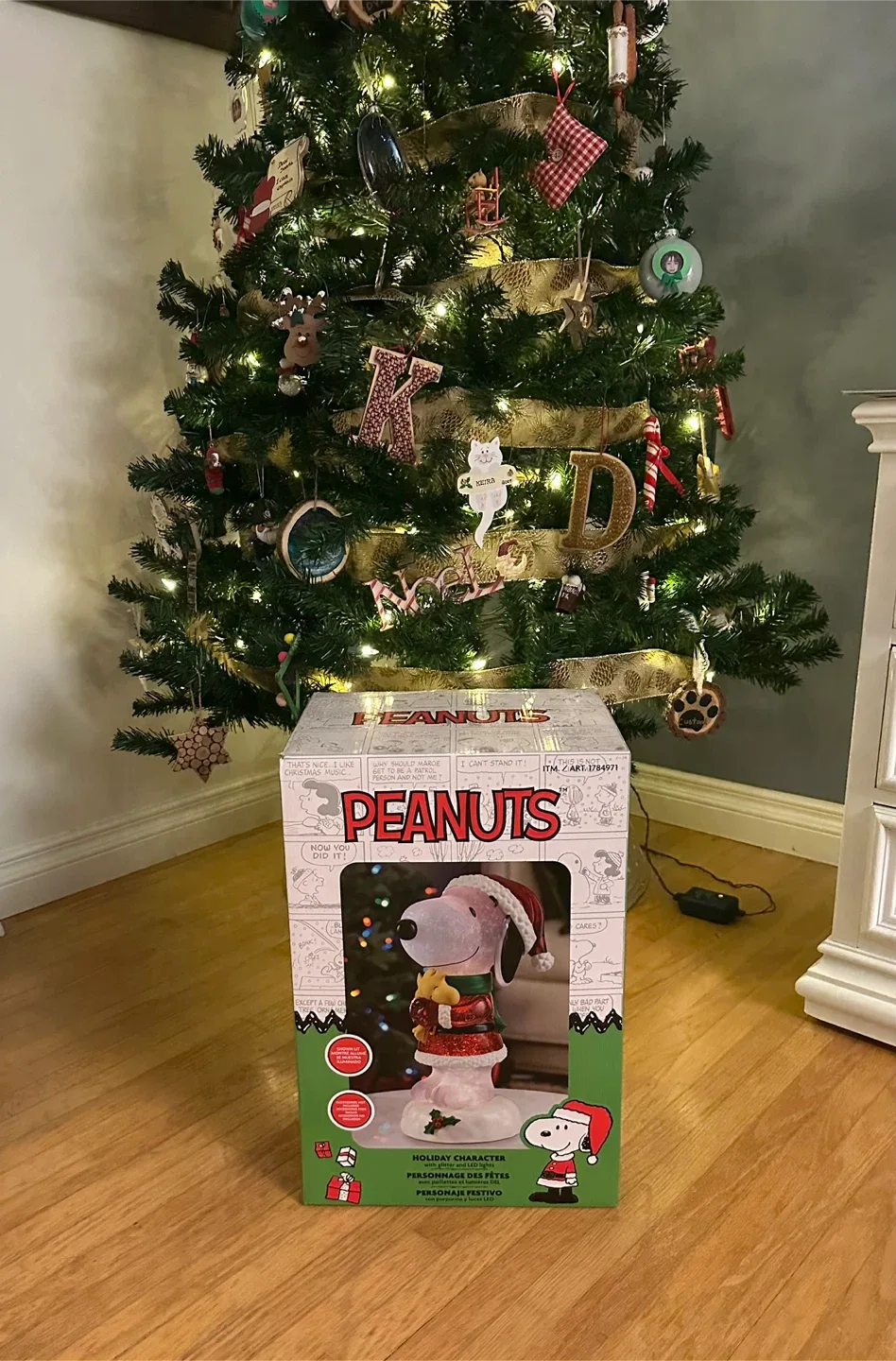 Light up Snoopy Holiday Decor