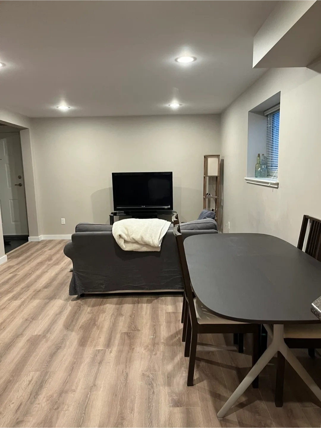 1 bedroom 1 bath basement Suite image indicator(2)