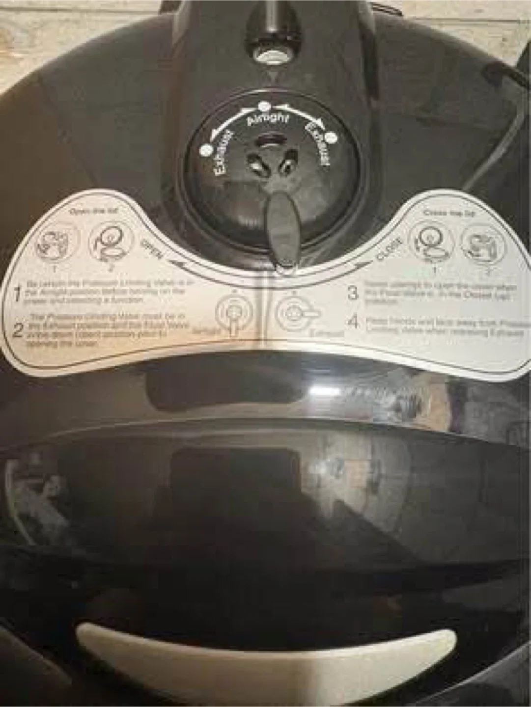 Chefman 6-Quart Electric Pressure Cooker (Barely used) image indicator(2)