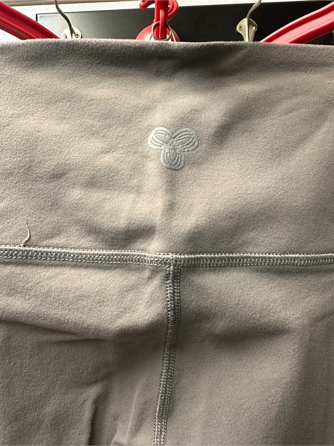 TNAction Flare Pants - Size 2XS image indicator(3)