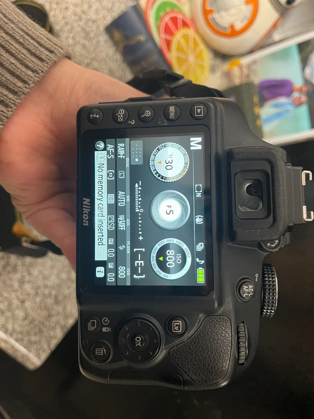 Nikon D3400 + 18-105mm Lens image indicator(4)