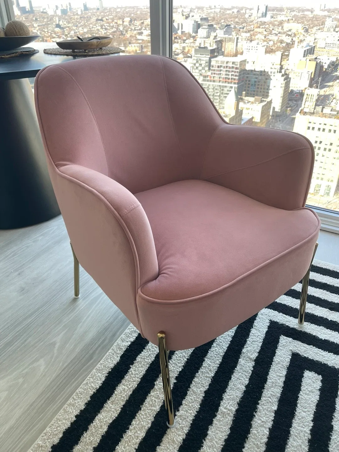 Cleo 26" Wide Contemporary Chair with Recessed Arms