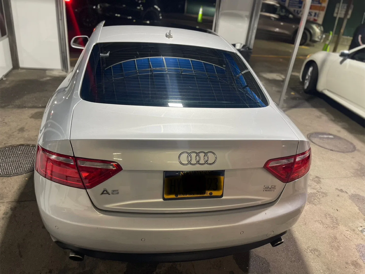 2009 Audi A5 Coupe image indicator(5)