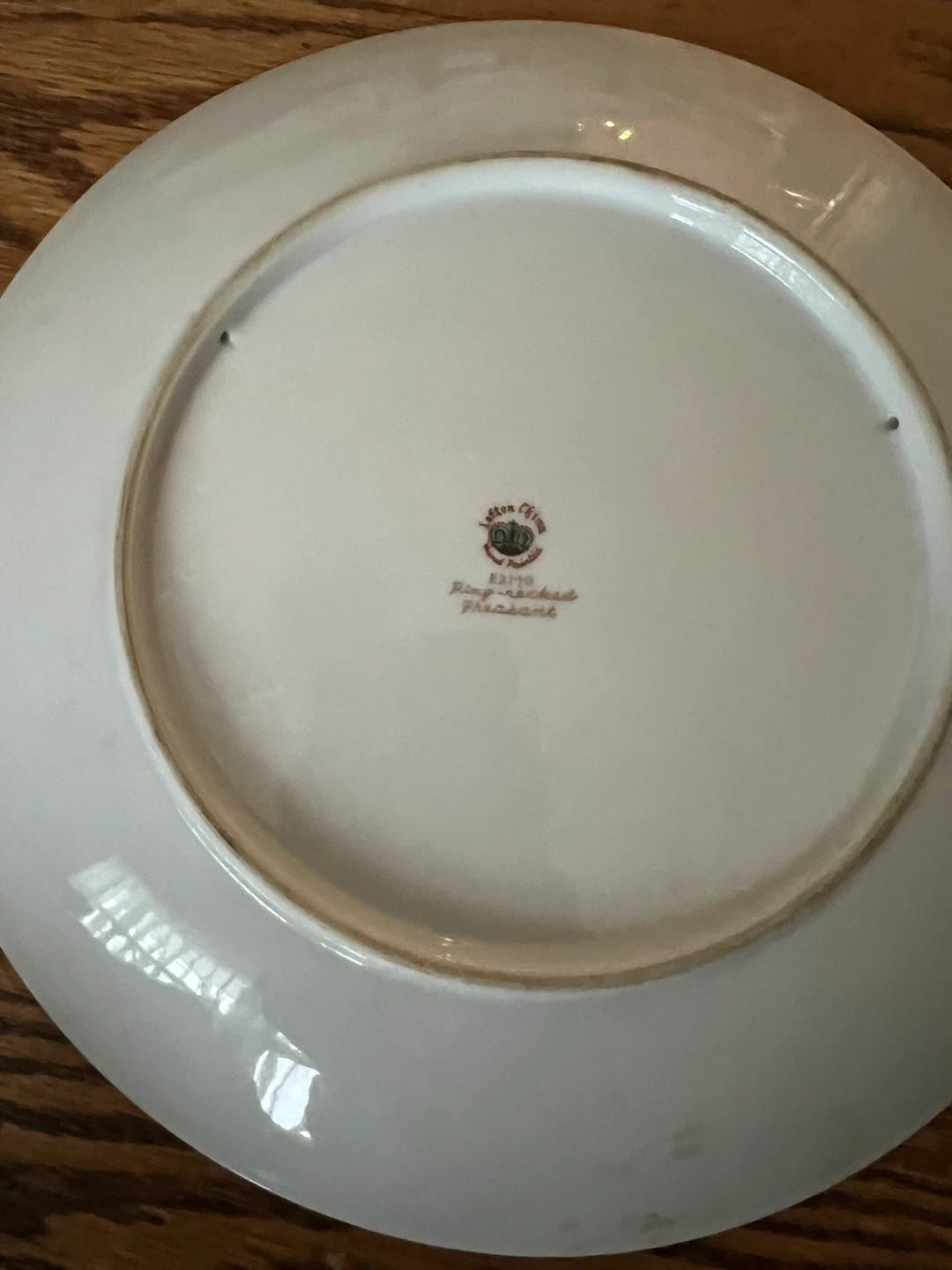 Left on Ring-Necked Pheasant Gold Trimmed Plate - photo 2