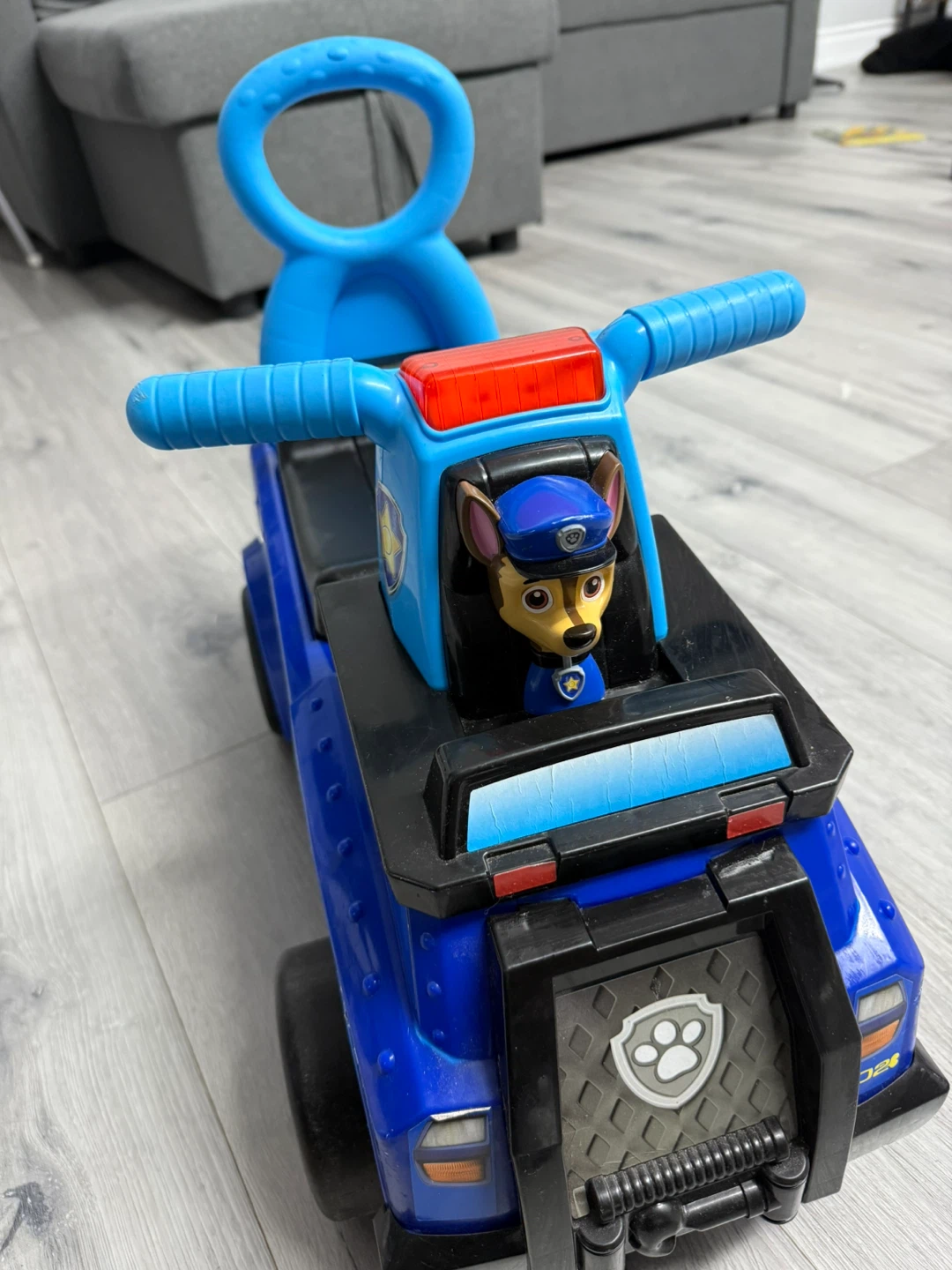 Paw Patrol Chase Ride-On Car - photo 2